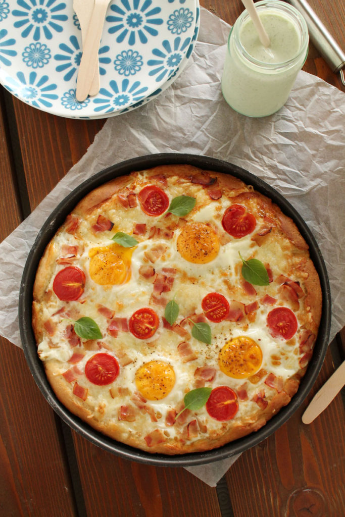 gruyere-egg-bacon-pizza-4