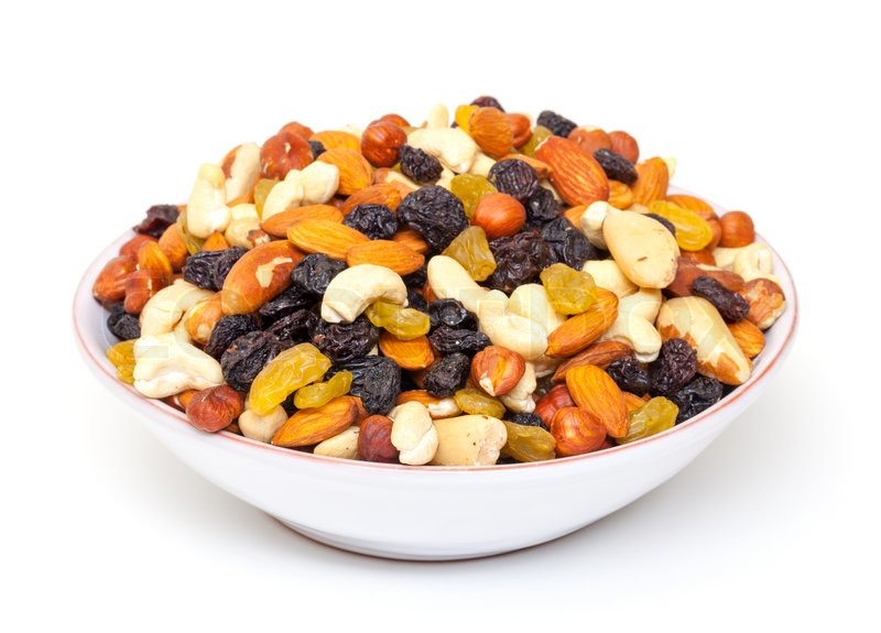 5132273-mixture-of-nuts-and-raisins-in-bowl