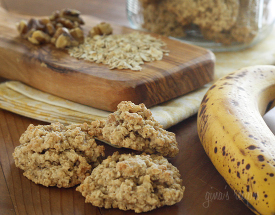 oatmeal-banana-nut-cookies-550x431